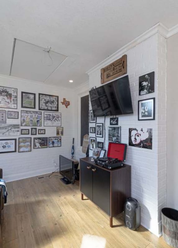 Building Photo - 2610 Marion St