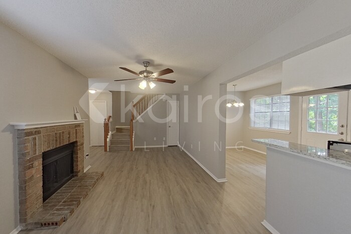 Building Photo - 2146 Woodnote Ln
