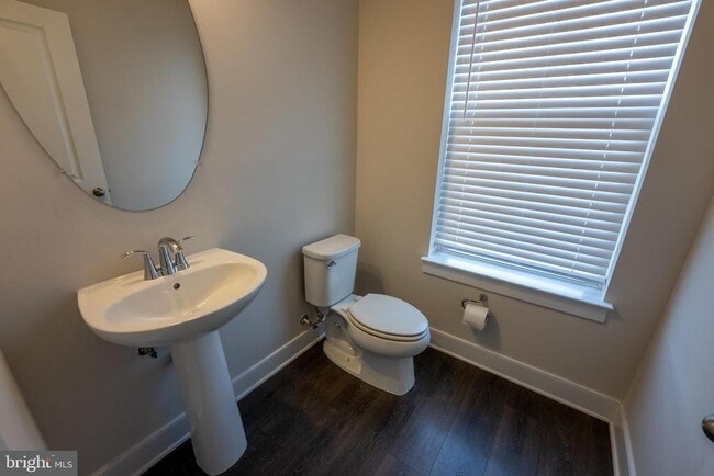 Building Photo - 1622 Sandpiper Bay Lp