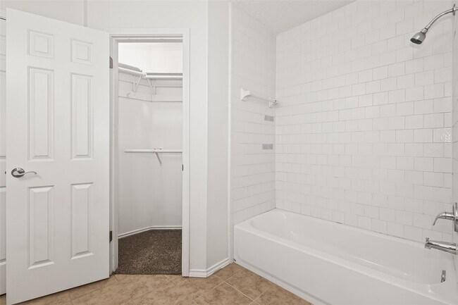 Building Photo - 1507 Windys Way