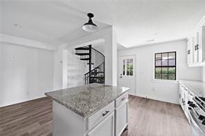 Building Photo - 7616 Elm St