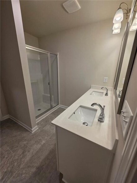Building Photo - 6386 Sundowner Pl