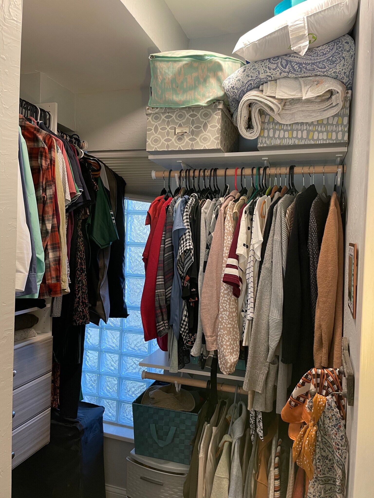 Closet - 807 Lowry Ave NE