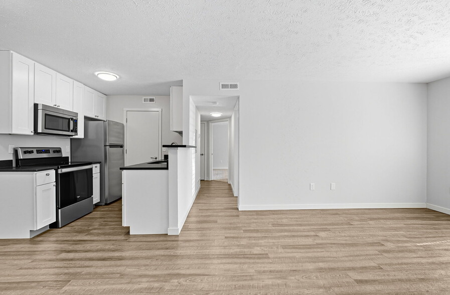 Building Photo - Bridgewater