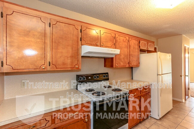 Building Photo - 2110 El Dorado Dr