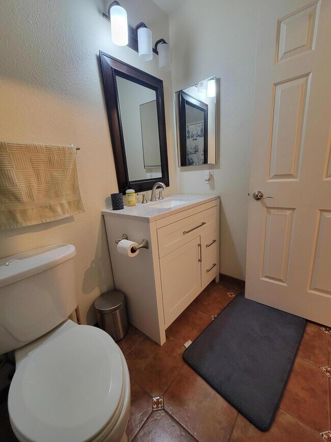 Building Photo - 3361 E Sequoia Dr