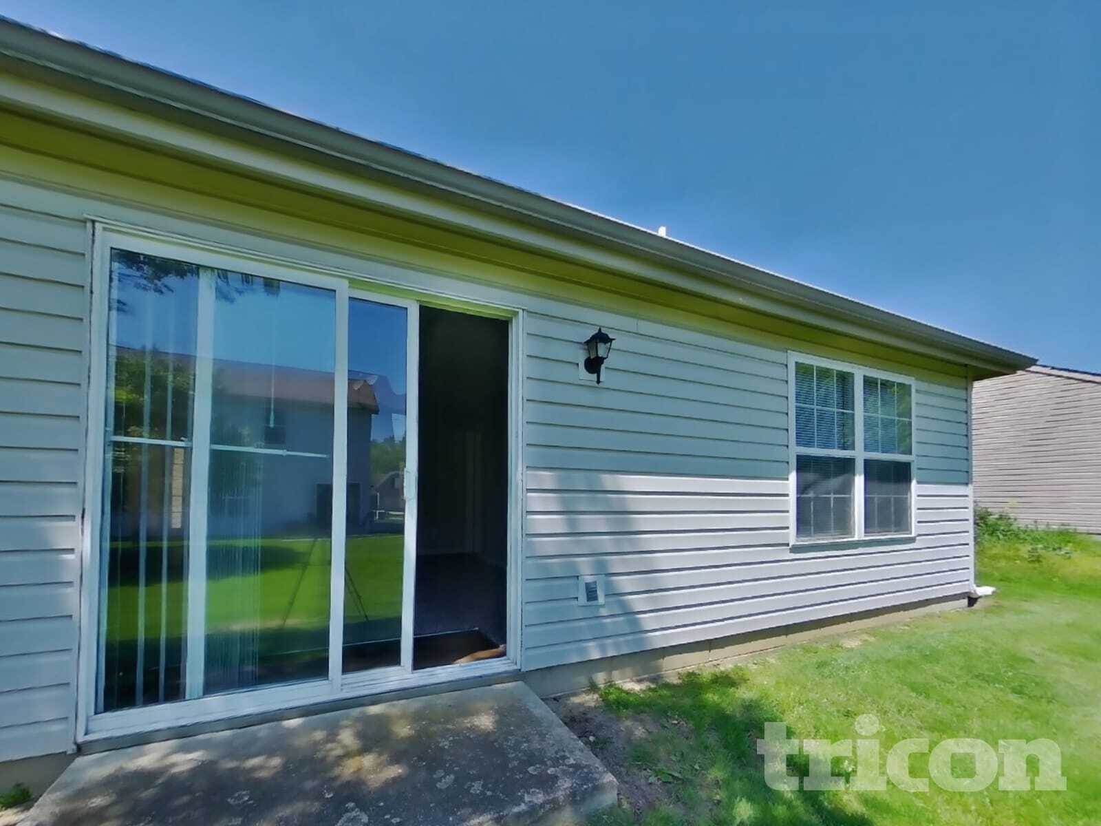 Building Photo - 1833 Murdoch Dr