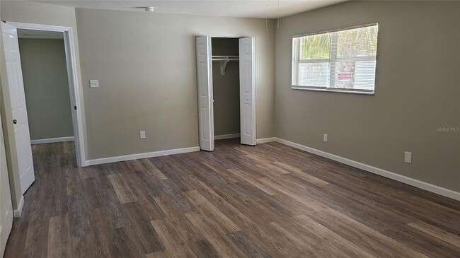 Building Photo - 4611 W Villa Rosa St