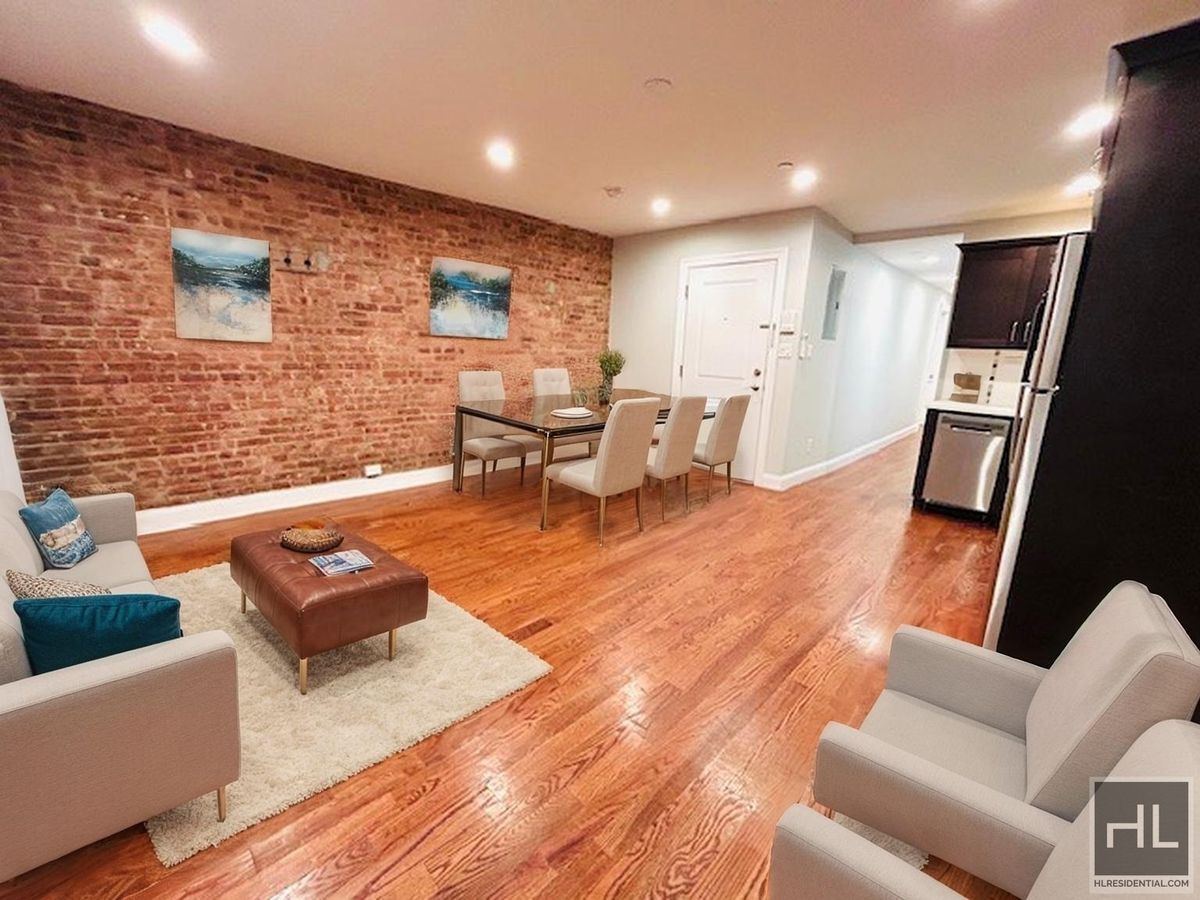 Building Photo - Enormous Striver's Row 2 Bedroom/Flex 3 Du...
