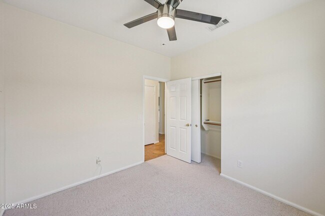 Building Photo - 15649 W Magnolia St