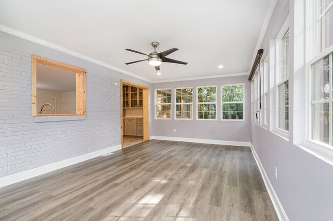 Building Photo - 7332 Kuck Rd