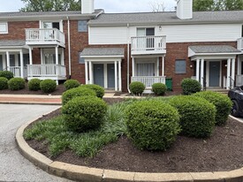 Building Photo - 1686 E Swan Cir