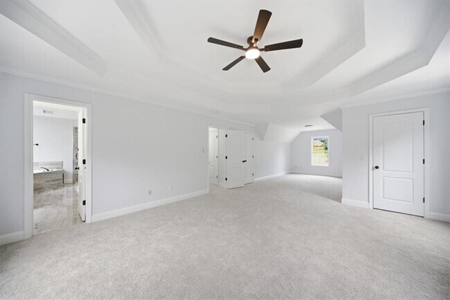 Building Photo - 2000 Millstone Dr SW