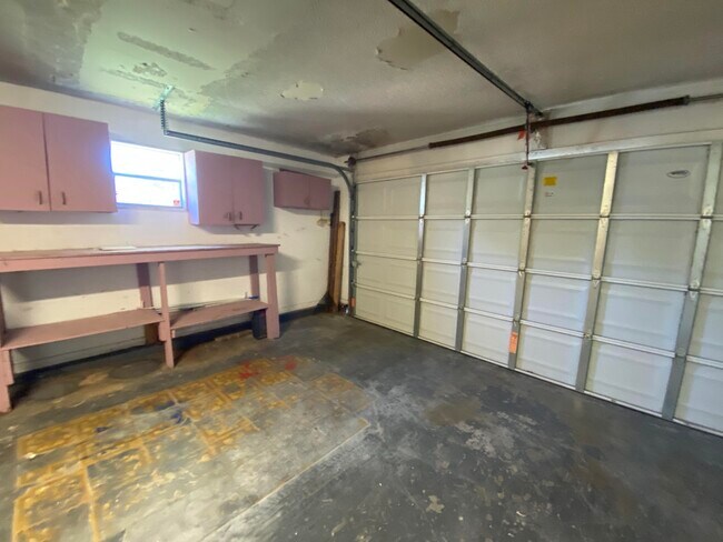 Building Photo - 757 NW Bayard Ave