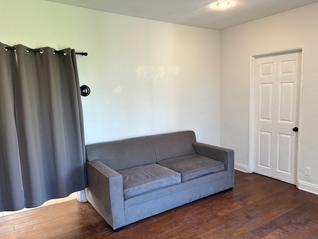 Building Photo - 243 W Elm Ave