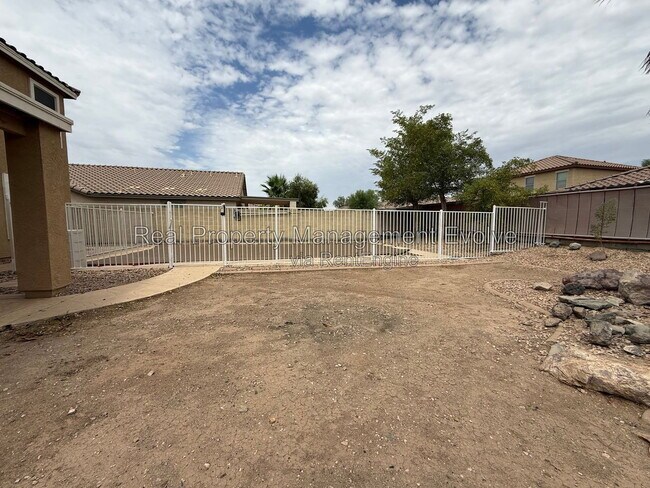 Building Photo - 25824 W Burgess Ln