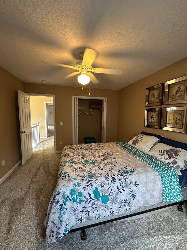 Building Photo - Wakefield Subdivision - Fully Furnished TDY Unit!