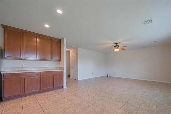 Building Photo - 20111 Brookwood Holw
