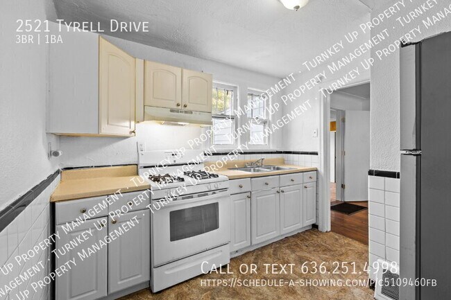 Building Photo - 2521 Tyrell Dr