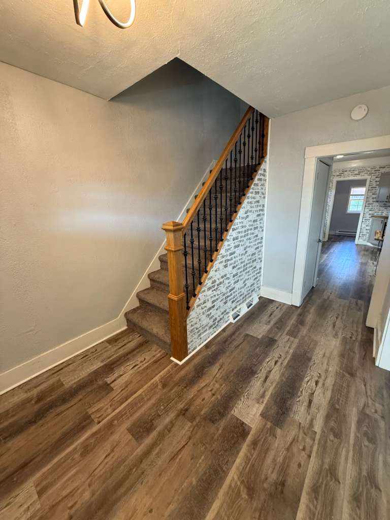 Building Photo - 1606 Woodmont Ave