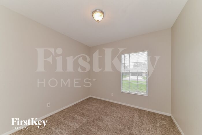 Building Photo - 5306 Sylvania Ave