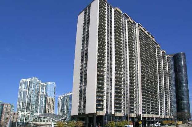 Building Photo - 400 E Randolph St