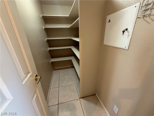 Building Photo - 4429 Rockaway Beach St