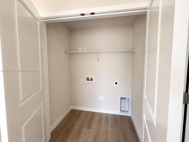 Building Photo - 544 Ilaria Ct