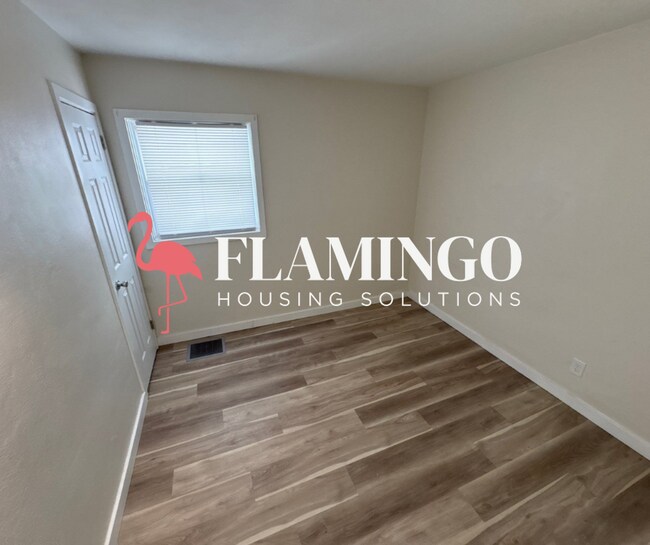 Building Photo - 2031 Suman Ave