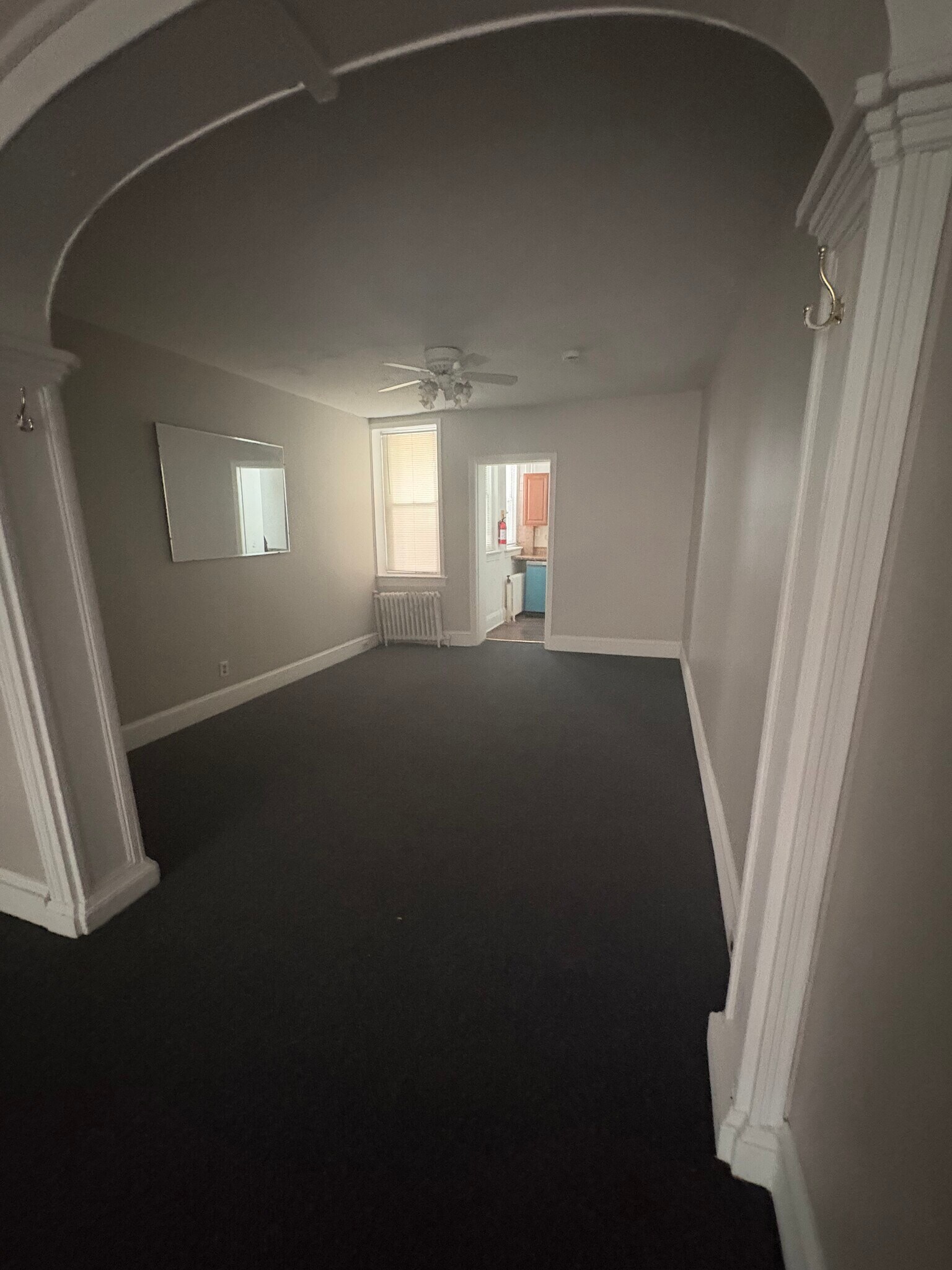 Living room/kitchen - 221 High St