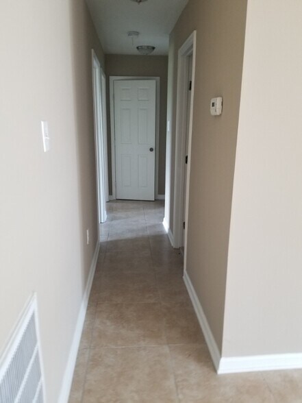 Building Photo - 3409 Gallo Dr