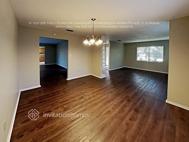 Building Photo - 23203 Lucerne Pl