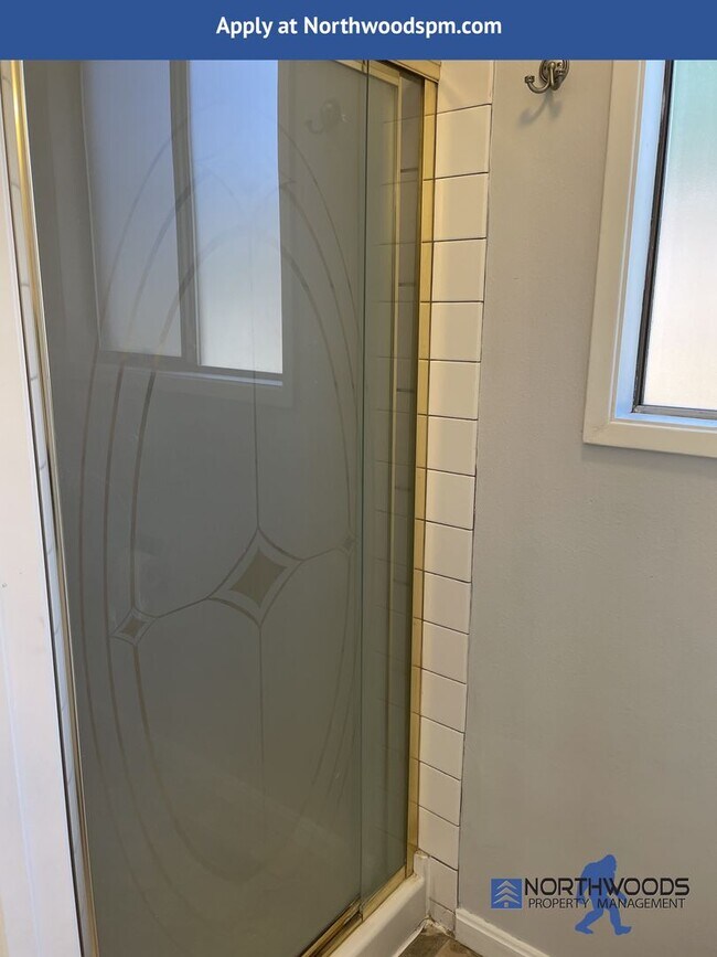 Building Photo - ***MOVE IN SPECIAL $600 off First Month's ...