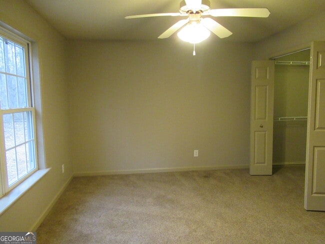 Building Photo - 95 Live Oak Rd