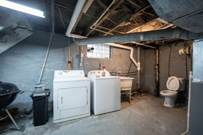 New Washer/Dryer - 501 Delta Ave