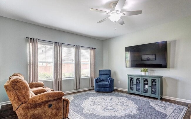 Building Photo - 1077 River Haven Ave SW