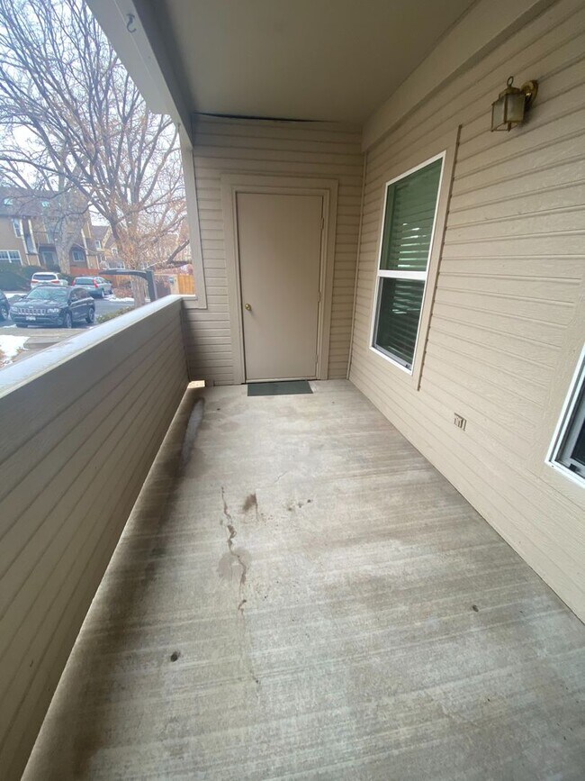Building Photo - GREAT LOCATION 2 Bed 2 Bath Condo in Hunter's Ridge-Available May 5th