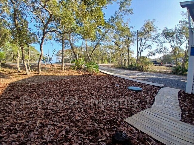 Building Photo - 669 Bald Point Rd