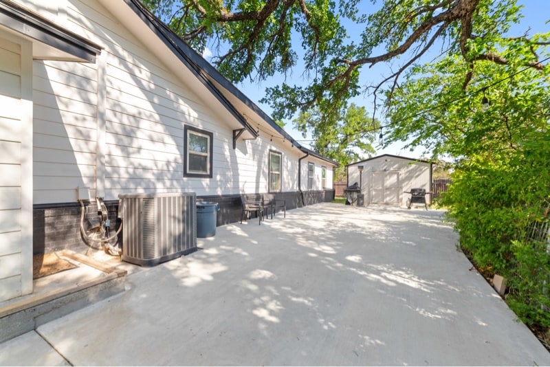 Building Photo - 3209 4th St