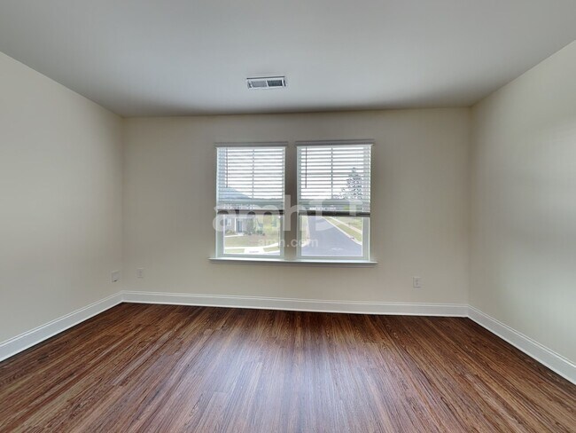 Building Photo - 14121 Singing Creek Ln
