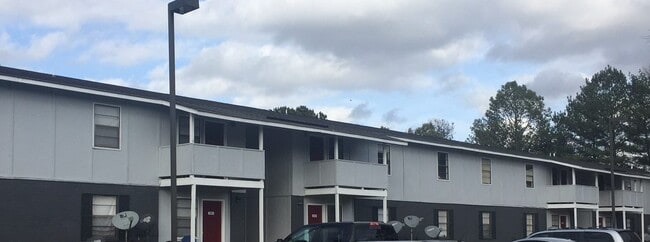 Building Photo - Madison Station Apartment Homes