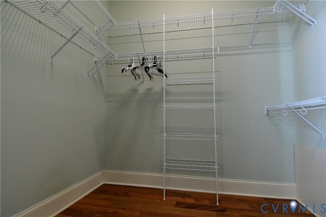 Building Photo - 12900 River Rd