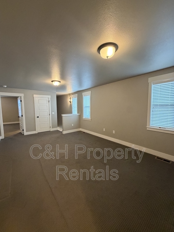 Building Photo - 1826 Walter Creek Blvd