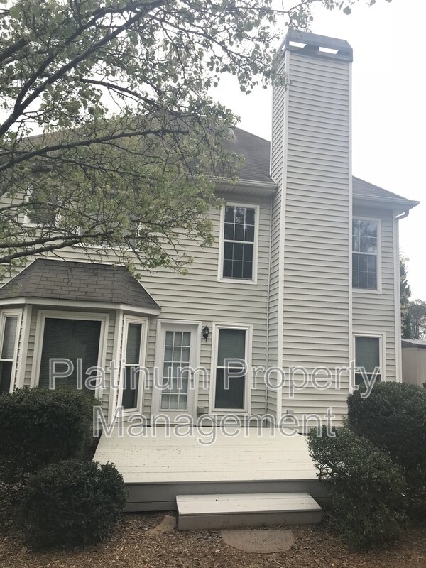 Building Photo - 1020 Twin Brook Ct NW