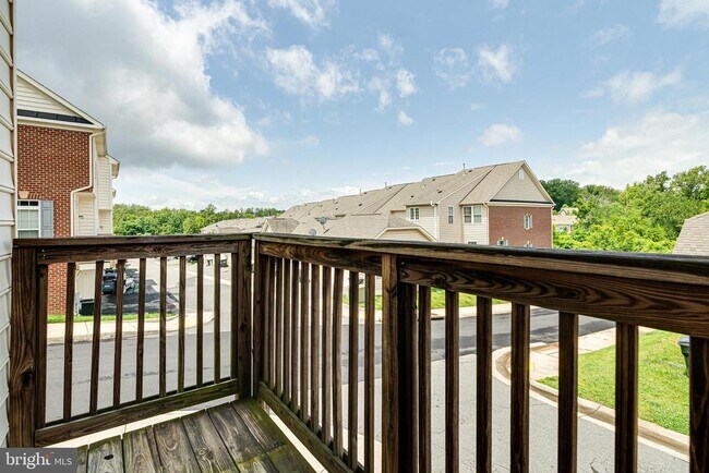 Building Photo - 2390 Abington Dr