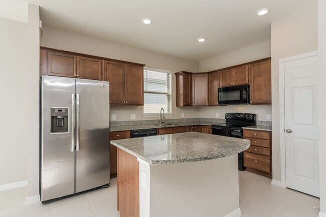 Building Photo - 1733 Cayman Cove Cir