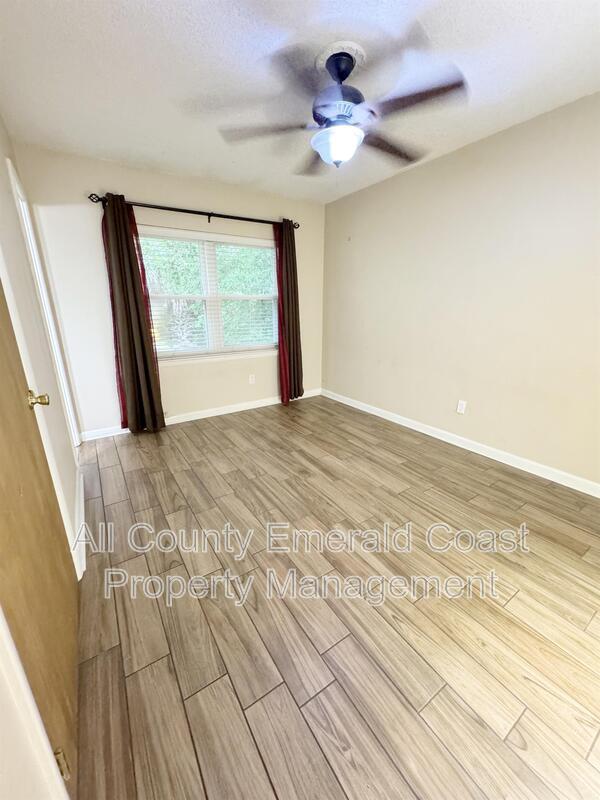 Building Photo - 506 Trenton St