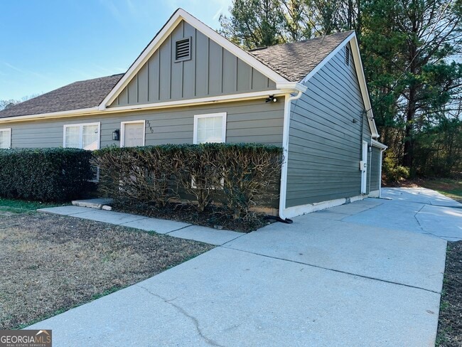 Building Photo - 2890 Garnet Way