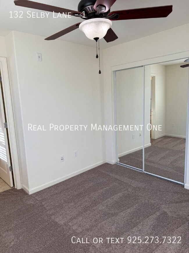 Building Photo - 132 Selby Lane