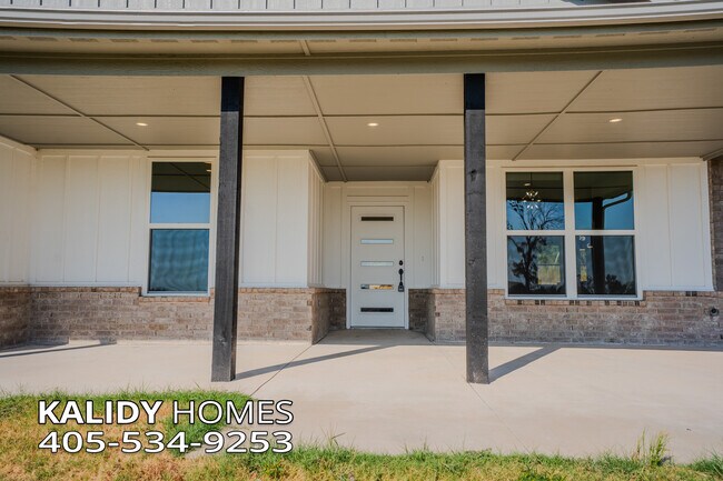 Building Photo - 1871 Kalidy Dr